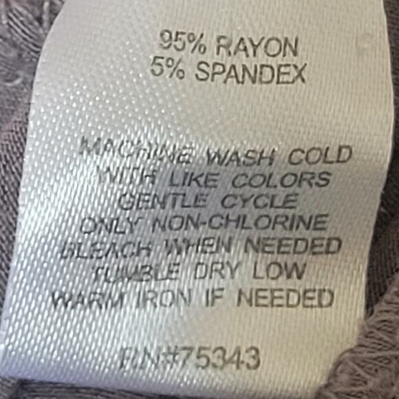 Tahari Women Leggings Size Small Gray Color Very Soft Comfy Designer - Picture 5 of 8